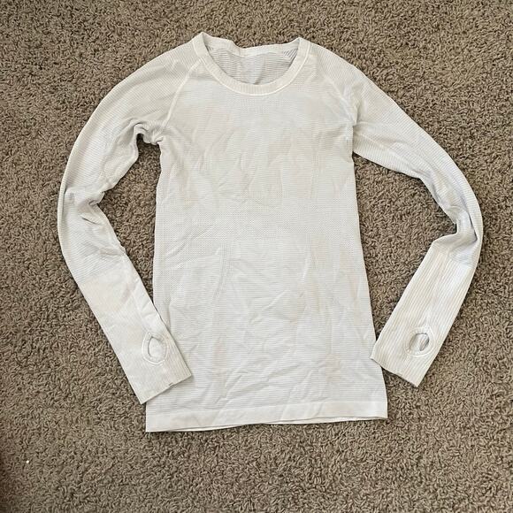 Lululemon Swiftly Tech Long Sleeve Crew in Heathered Silver Fox sz 4 - Picture 7 of 14